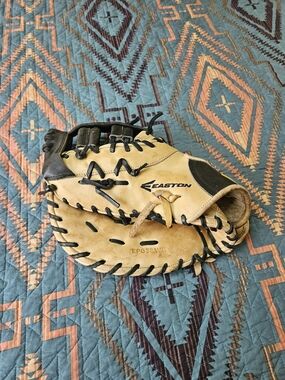 Easton Professional Series EPG38WB First Base Mitt